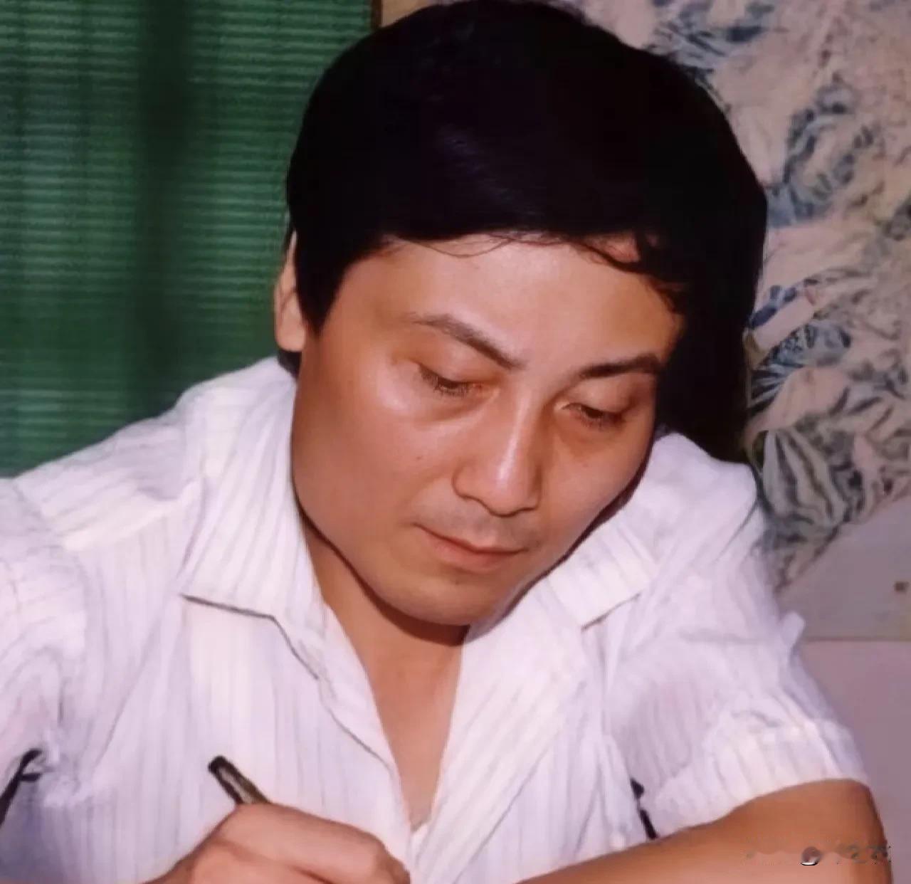 很多人的评论堪比清朝，一个劲儿的说什么顶富就是更喜欢儿子，甚至还分析他几个儿子名