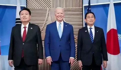 如今尹锡悦的情况非常地糟糕，这时候法院又开始发难了，他们已经停止了对尹锡悦进行逮