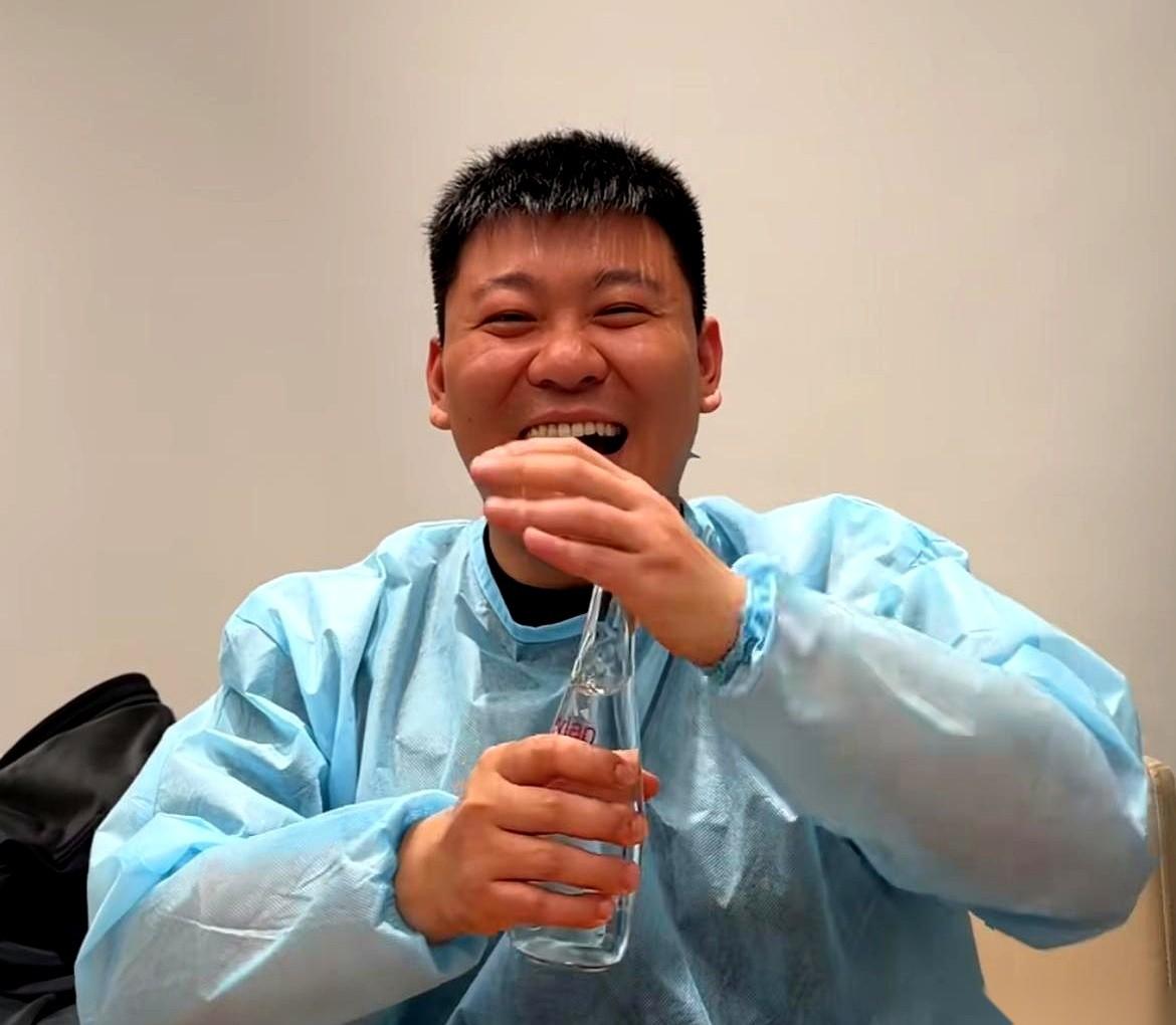 网红韩景枫，人刚到杭州，创业梦就被人一脚踹翻。他把老婆、团队、全部家当从一个城