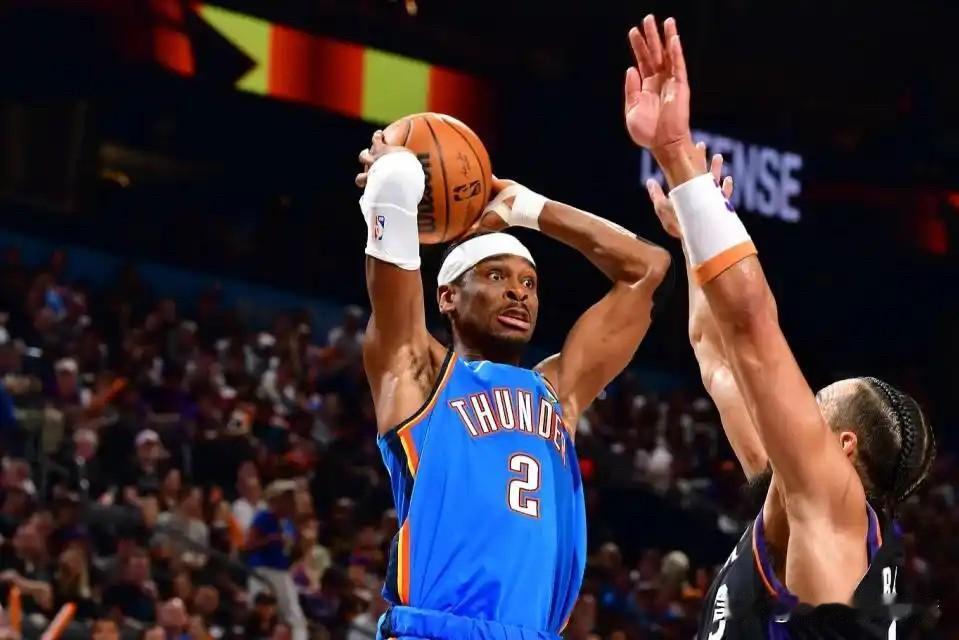 看完雷霆和太阳的首轮G4发现了一个残酷的事实那就是与雷霆相比，太阳缺少最重要