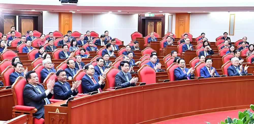 越南领导层换人搞快了遇到麻烦事情后赶紧整纪律最近越南那边听说要开大会了。现