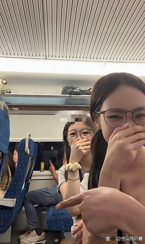 夏天来了，谁能管管高铁上的不文明行为呀！
