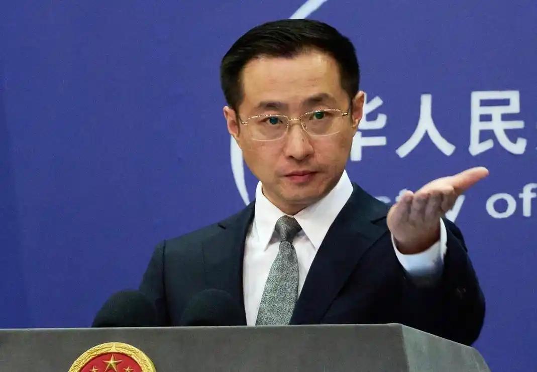 就在刚刚，中国外交部发表严正声明，8月19日，针对美国政府要求数十个国家