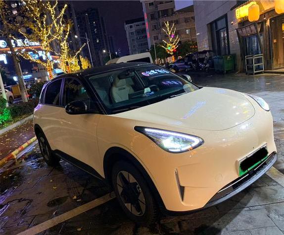 每天通勤往返60公里，之前坐地铁要转两次车，单程就要一个半小时，实在太折腾了。于
