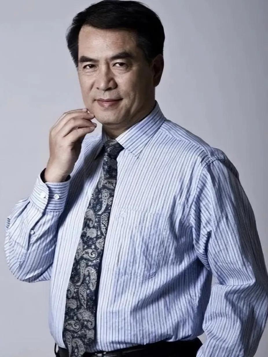 何晴去世了！她最放心不下的，不是她年迈的父母，也不是她没有年满18岁的儿子，而是