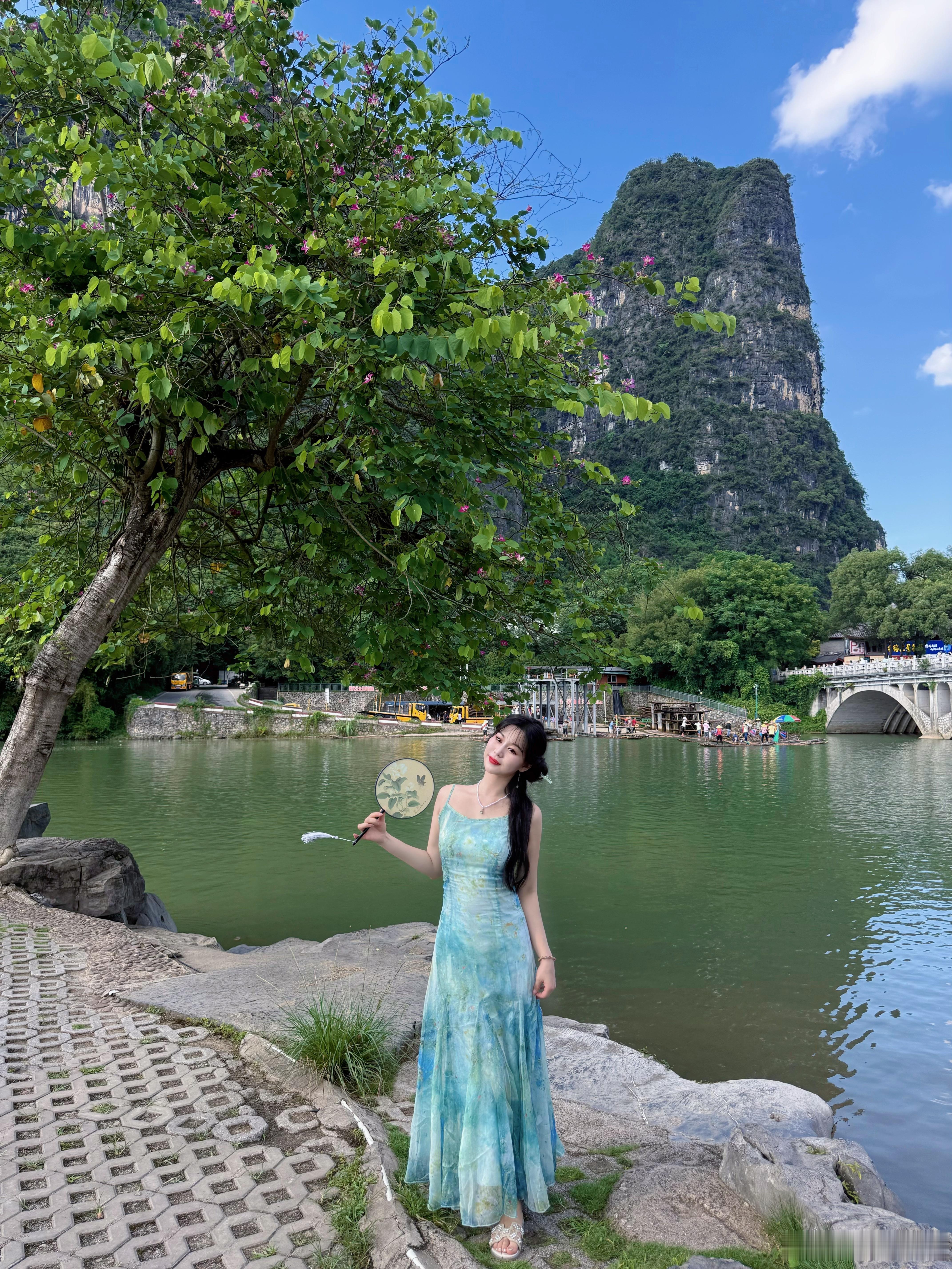 被好风景收买的时刻💚🧚🏻‍♀️👗:JINGYI景宜​​​