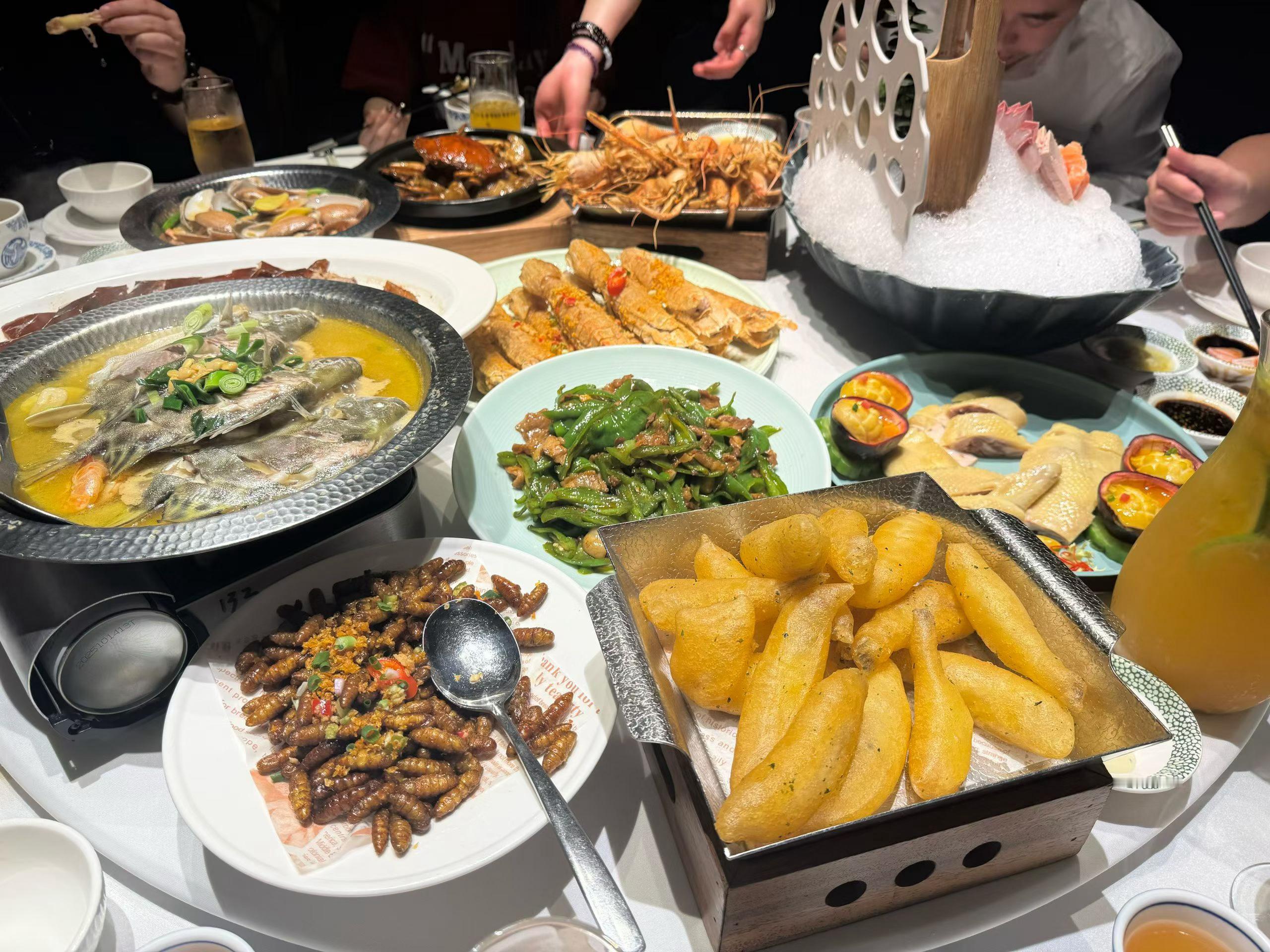 各位精神股东你们都吃饭了吗？今天不开心喝点小酒解乏178！