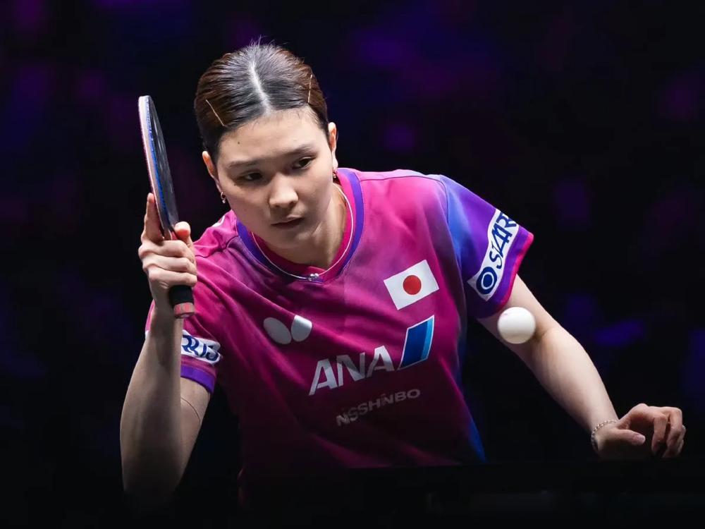 桥本帆乃香3-0横扫老将，日本队首日6胜1负。第一局打到9-9，她关键分拿下