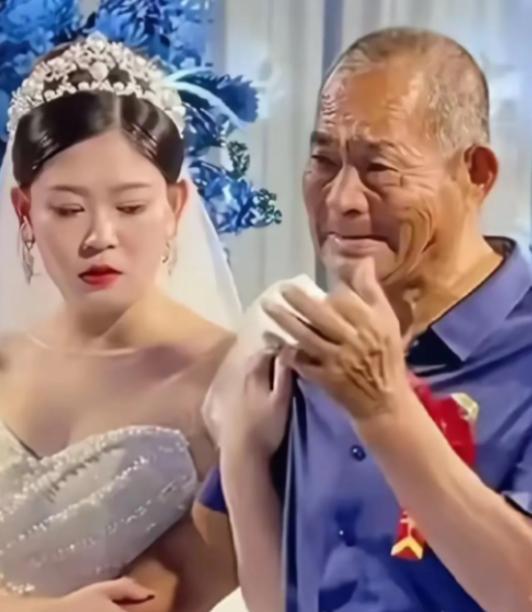 山东有一名女子快和她的未婚夫结婚了，结婚之前，该女子竟然称自己不要彩礼，也不需要