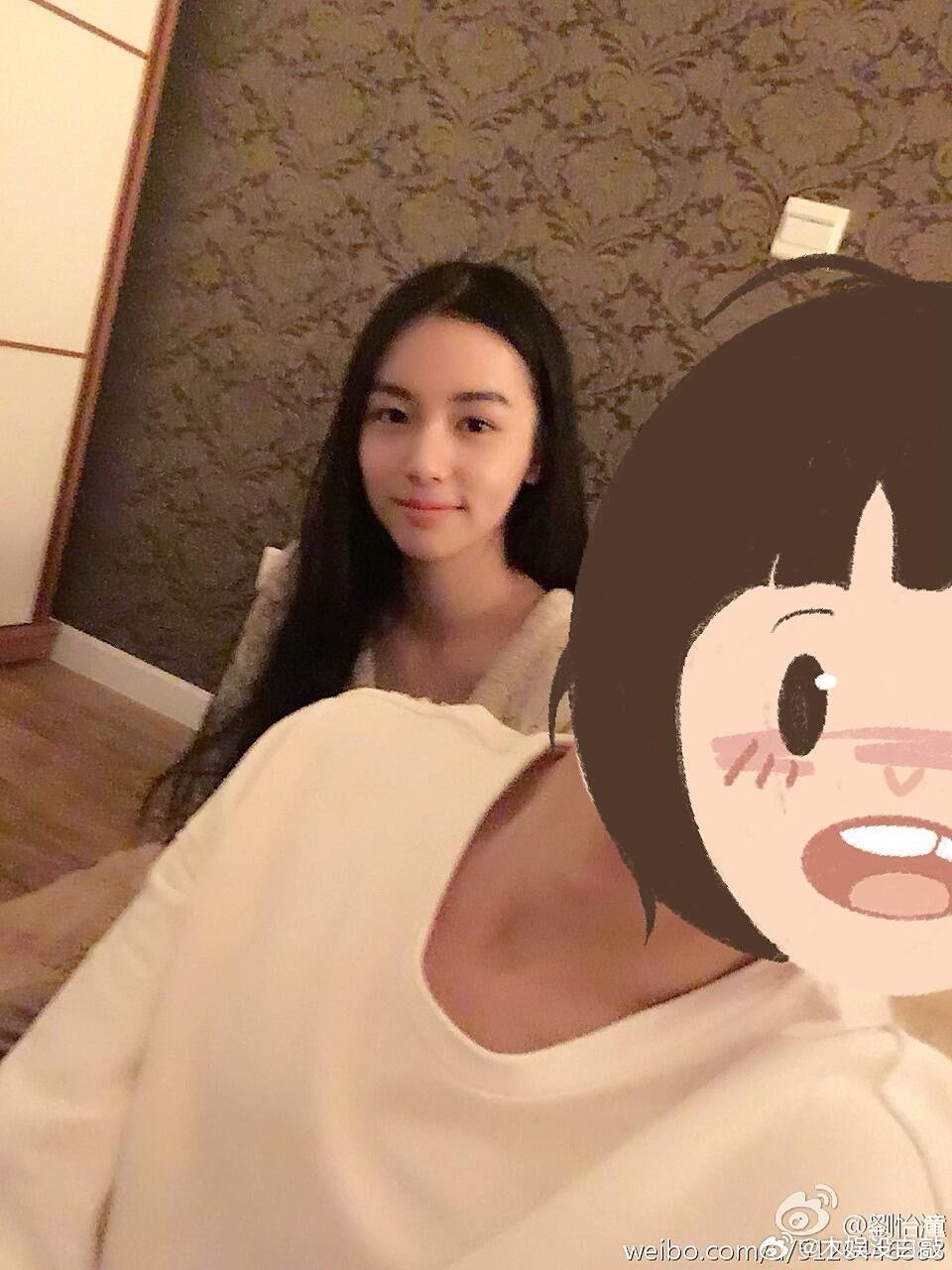 大学时期的周也一直都很美啊，如果用这张脸度过学生时代…周也