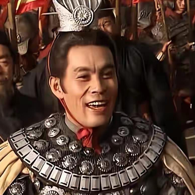 两次追杀关羽，两次击败赵云，连吕布都得认怂，此人究竟是谁？能有这般厉害战绩