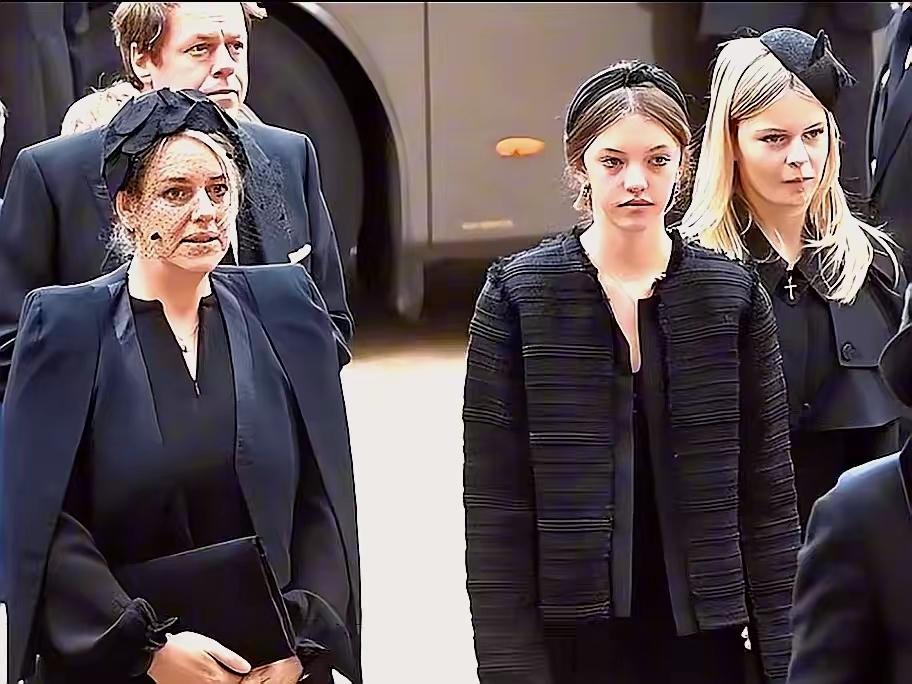 卡氏家族的成员，没有一个是“省油的灯”！为何？因为他们自带着野心，特别是在卡米