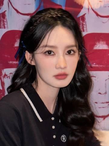 李沁幻视千金归来想看李沁再演一部都市剧李沁的千金感根植于心，在剧中她将历经风雨