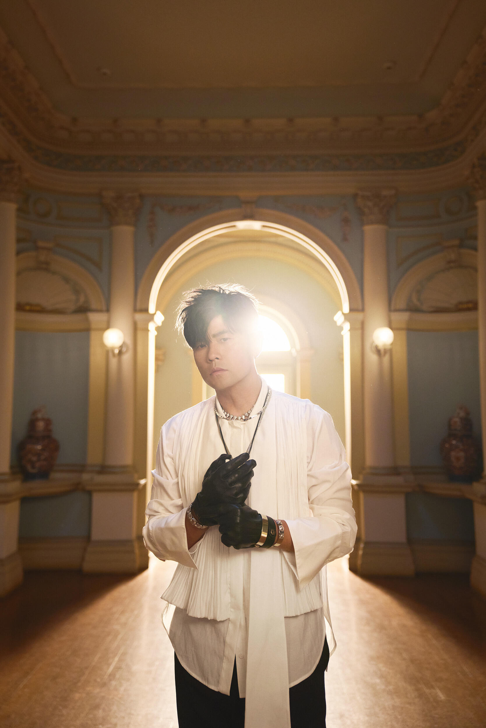 周杰伦发片一个月发布6支MV　破歌坛打歌速度纪录乐坛天王周杰伦最新主打〈谁稀罕〉