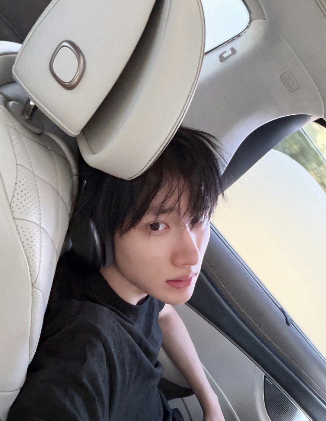 余宇涵什么时候打视频呀？小鲨鱼们很想你