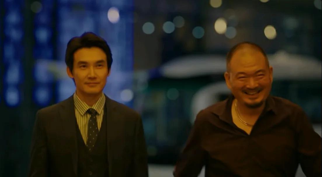 《利剑·玫瑰》当所有的线索都指向天海吉祥娱乐中心时，邓妍的表哥叶修明却出现在了那