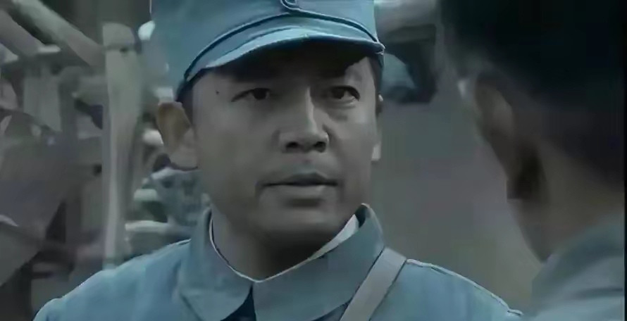 老李当时只是副军级，够不到中将，加上在淮海受了重伤没打后续战役，以及土地革命战争时经常犯错误被处分，