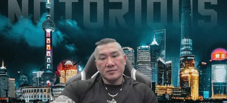 “馆长”说他们非常期待今天的“大罢免”投票，他会开着直播同大家一起见证，民进党最