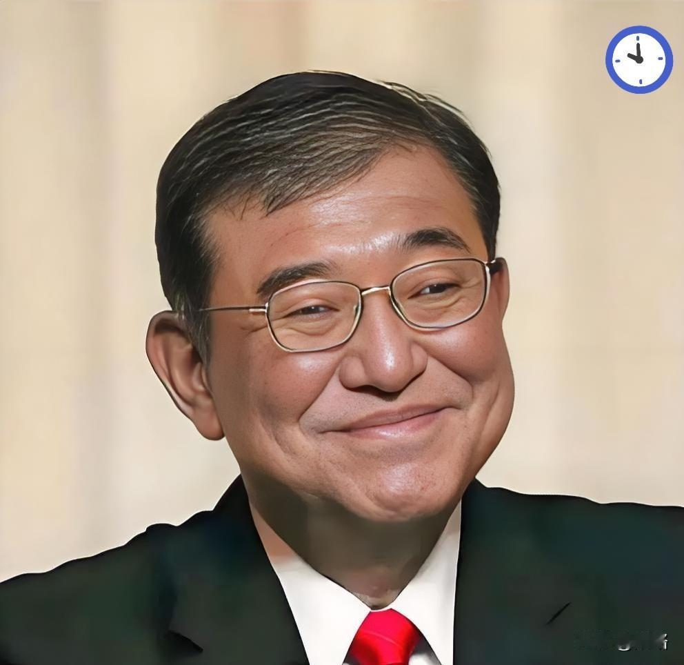 日本前首相石破茂，突然翻出一段23年前的旧账。他对着电视镜头，煞有介事地回忆与新