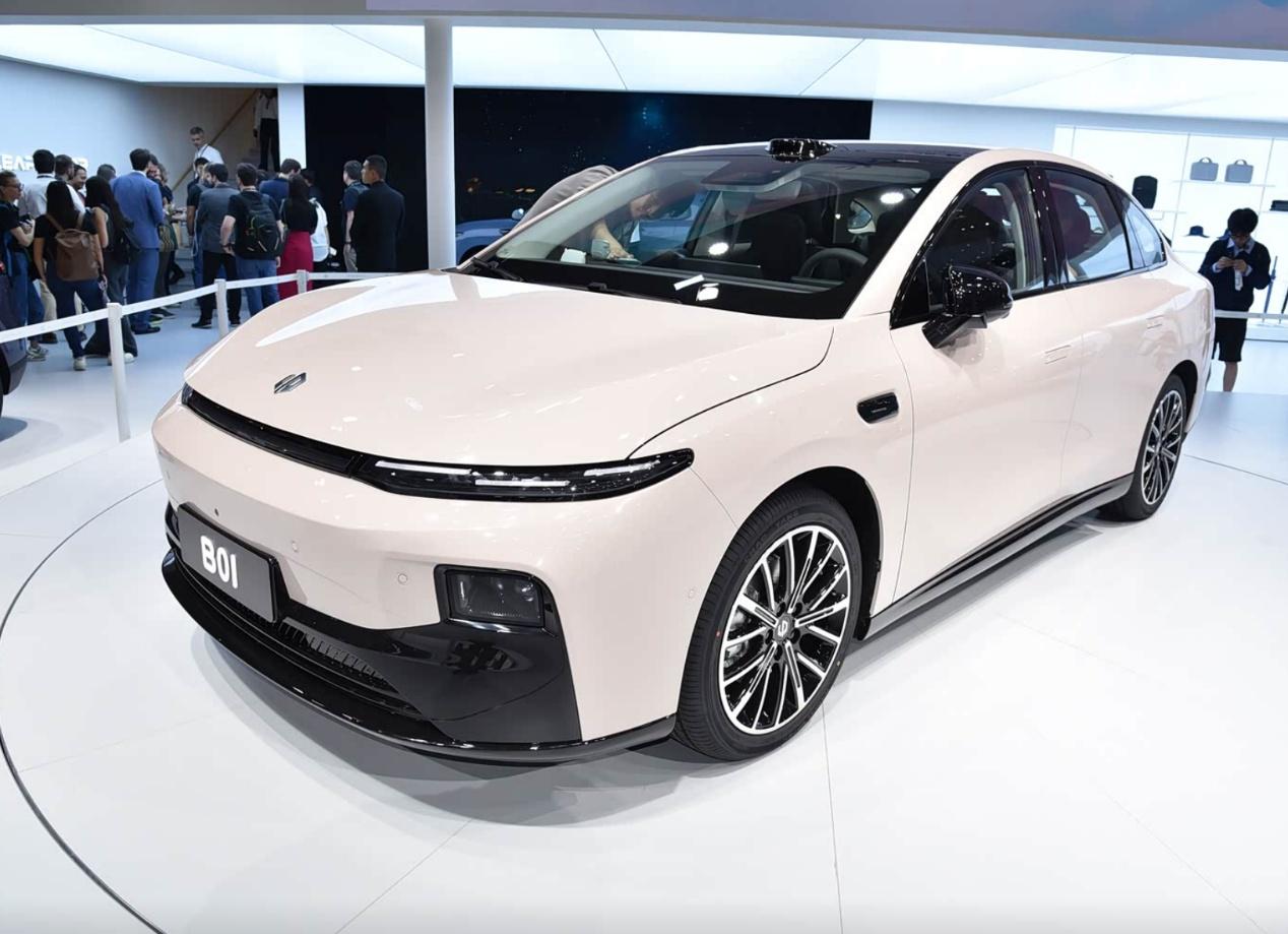 家用纯电不踩坑，除了小鹏MONAM03，还有谁更香？ 要说家用纯电轿车，