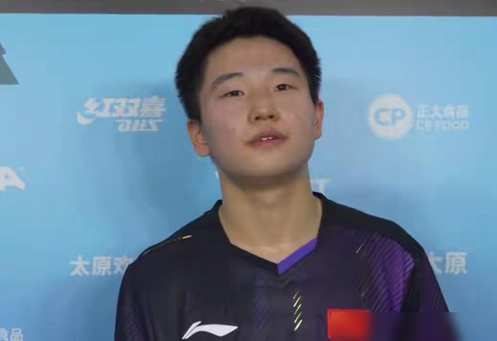 连张官网大头照都没有的484号无名小卒，只用22分钟就把世界第24名当场打崩。你