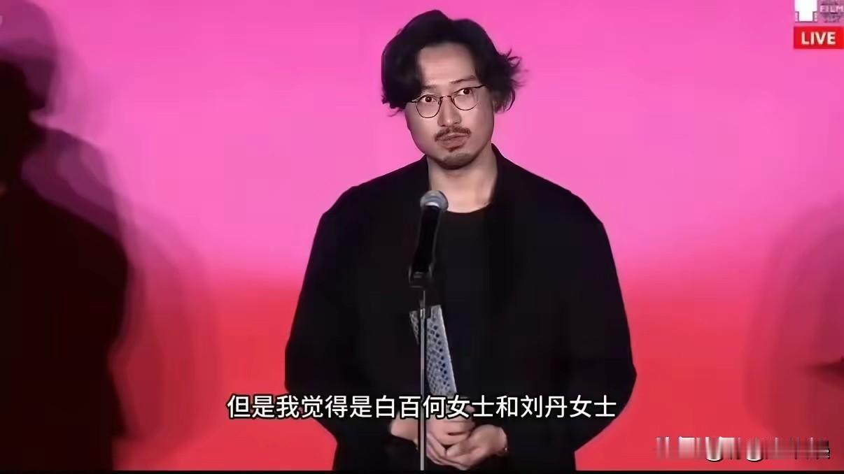 东京电影节评委会回应王传君获奖！11月6日，东京电影节主席和评委一起亮相记者会