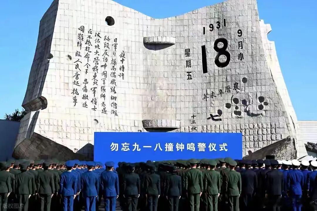 歪曲历史必遭反噬，靖国神社的谎言，被中国博主扒穿抖音女博主“机智的小肥虎”顶着压
