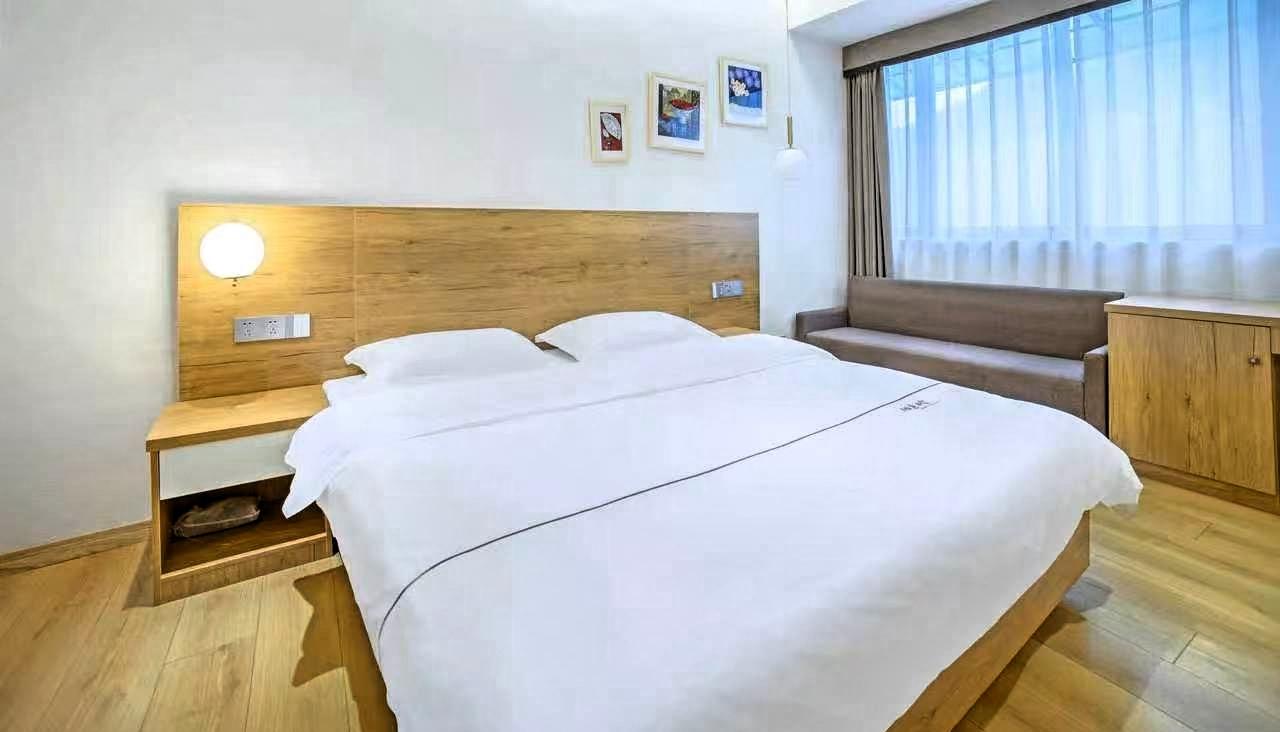 山西大同一董女士，哄骗老公说，自己因工作要出差几天，实则和情人去酒店开了几天房，