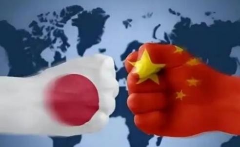 如果中日开战，24小时内能全歼日本吗？说白了，中日真开战，24小时全歼日本是做梦，但24小时让日本跪