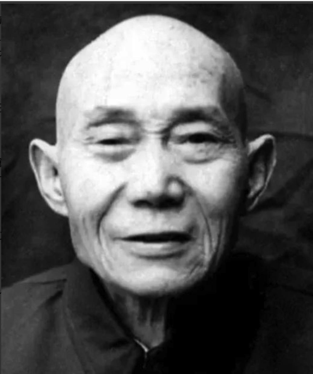 1940年，吴凤翔潜入刺杀日军少将，刚想撤退，却被巡逻鬼子盯住腰间手枪！生死就在