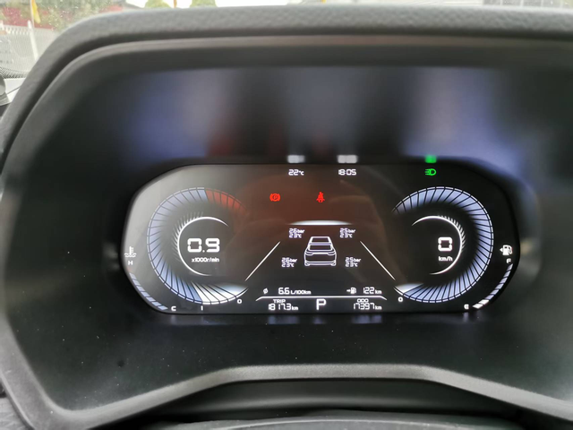 平时加中石化的油加过几次中石油的，一次海油，小加油站没加过。