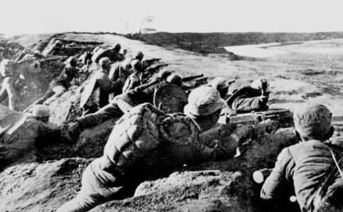 1943年,一名侦察员慌慌张张到新四军第6师16旅旅部报告：“旅长，不好了，我在