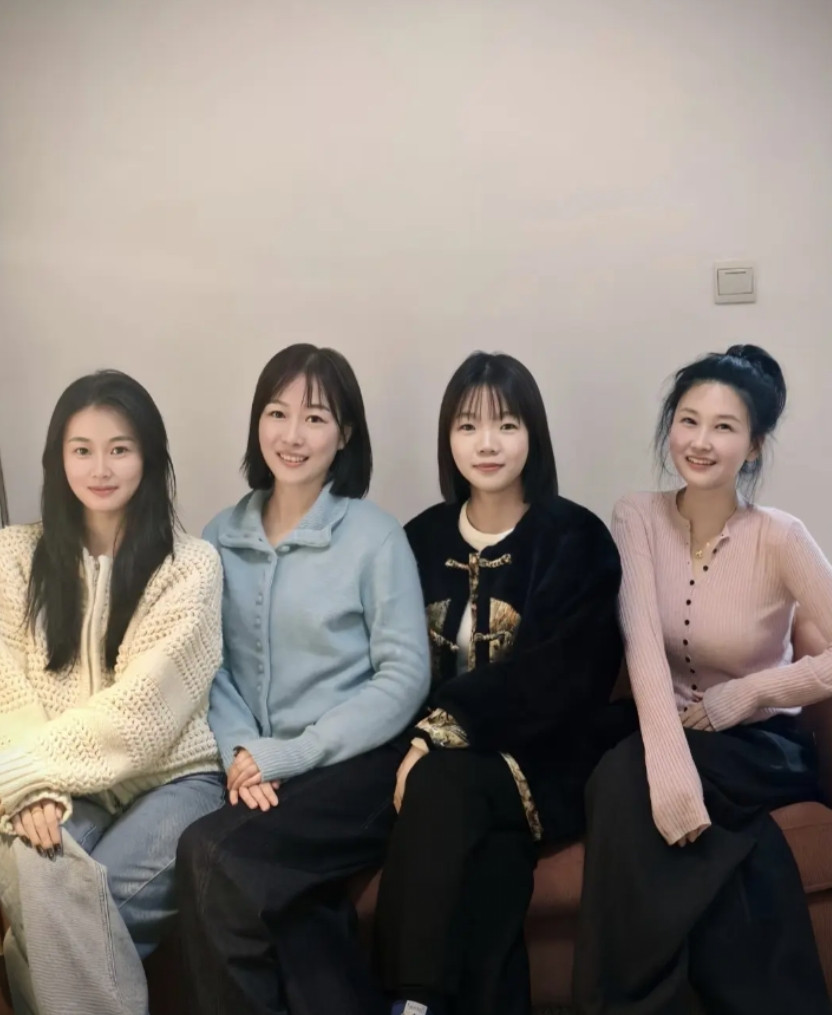 有两个80后，有两个00后，你能分辨出来吗？