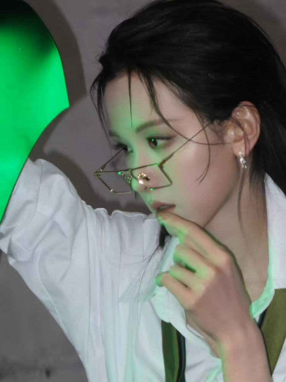 陈都灵金丝禁欲系陈都灵背头金丝眼镜金丝眼镜太绝了