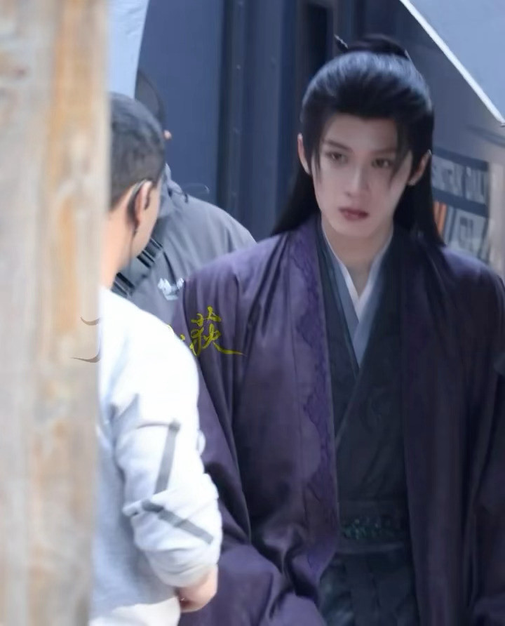 看到这张脸我什么都招了