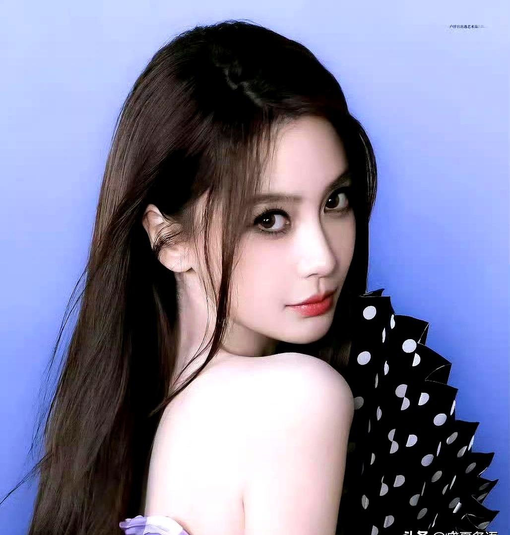 1月26日深夜，baby突然冲上了热搜，不是因为前夫黄晓明，而是之前被怒怼一事总