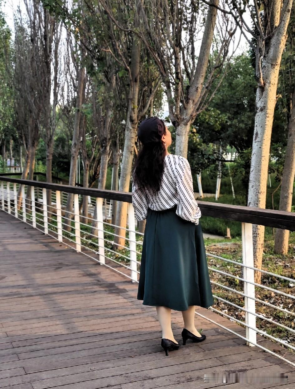 我姐今年才51岁，就发现身上有10个衰老的迹象：1. 睡眠大变样，再也睡