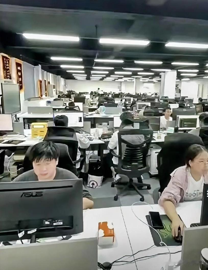 作为一个年近40的hr底层大头兵，我个人对咱这个年龄找工作的观点是哪怕工作再难找