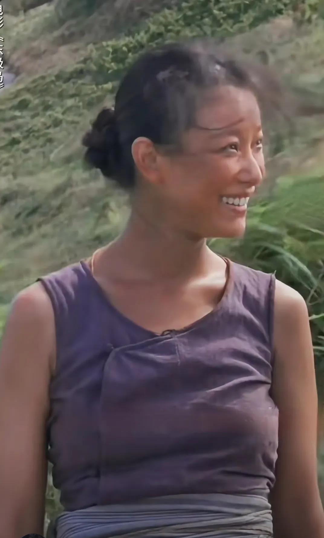 这竟然是倪妮，她又憋了个大的，真是个狠人，为了新剧暴晒自己，把自己晒的雀