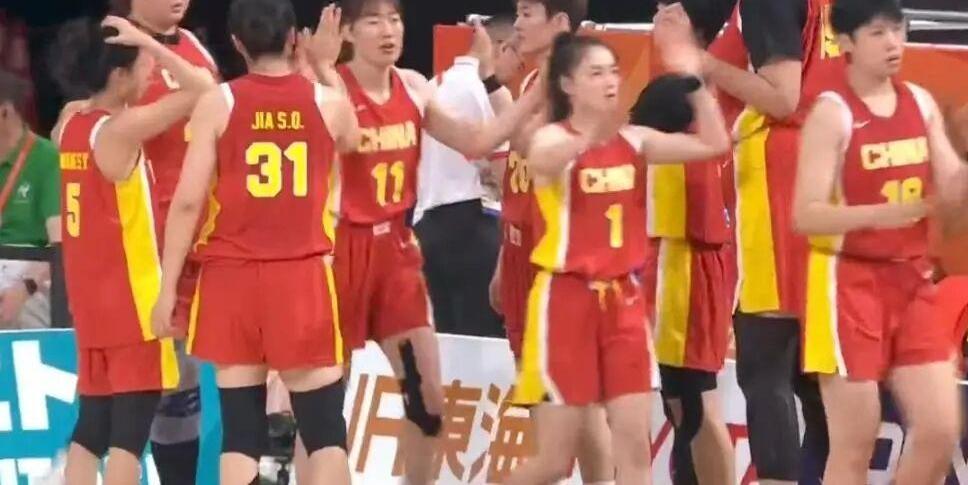 111-46，🇨🇳中国女篮狂胜泰国65分，亚运会霸气开门红。北京时间9月19