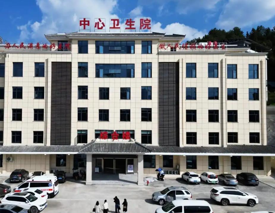 乡镇卫生院院长虽然只是小小的股级干部，手里的权责、管辖的资源，完全不输普通科级单
