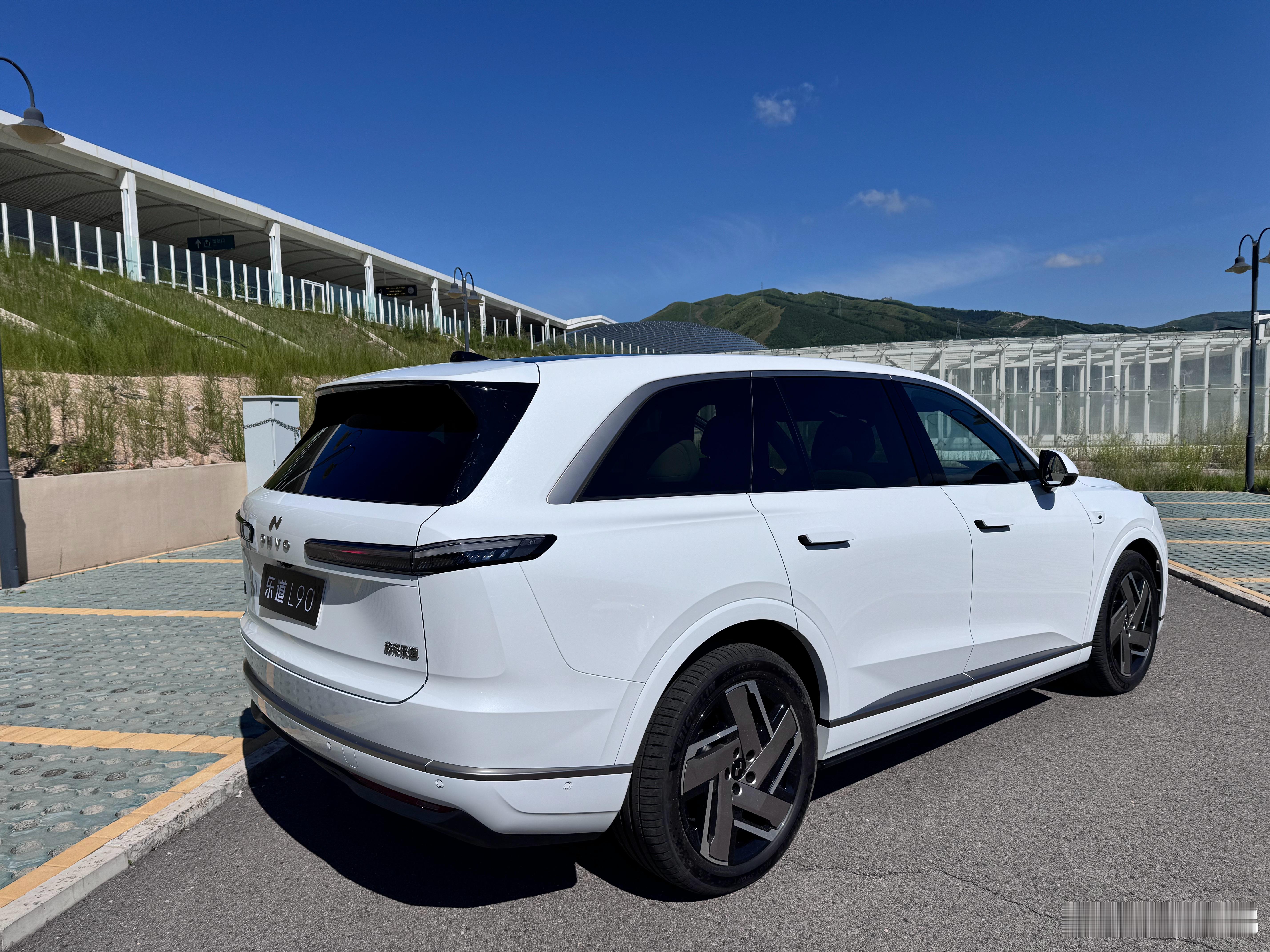拍🚗如同取经，赶紧拍[捂脸哭][捂脸哭]蔚来乐道l90大三排suv空间奇迹电动兄弟