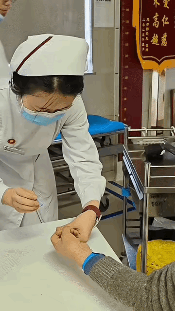 头一次见这种情况