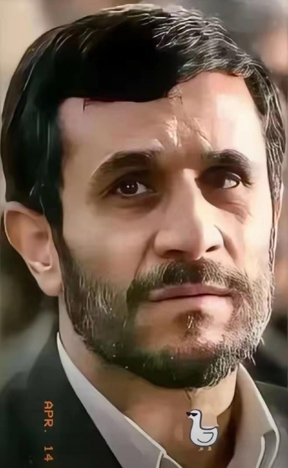 伊朗传来重磅消息！2026年4月15日，伊朗扔出一颗让全世界震动的“精神核