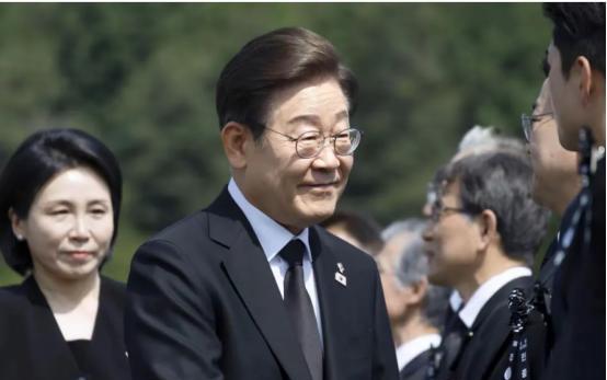 李在明向金正恩发出邀请？朝鲜回了4个字，一句话定型双方关系。近期朝鲜公开发表言