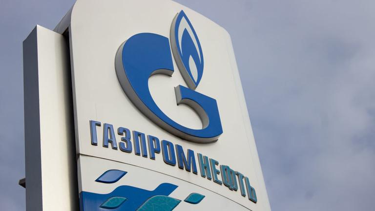 俄罗斯北极挖出5500万吨新油田，够硬气一辈子了。最近有个大消息炸锅了，俄罗