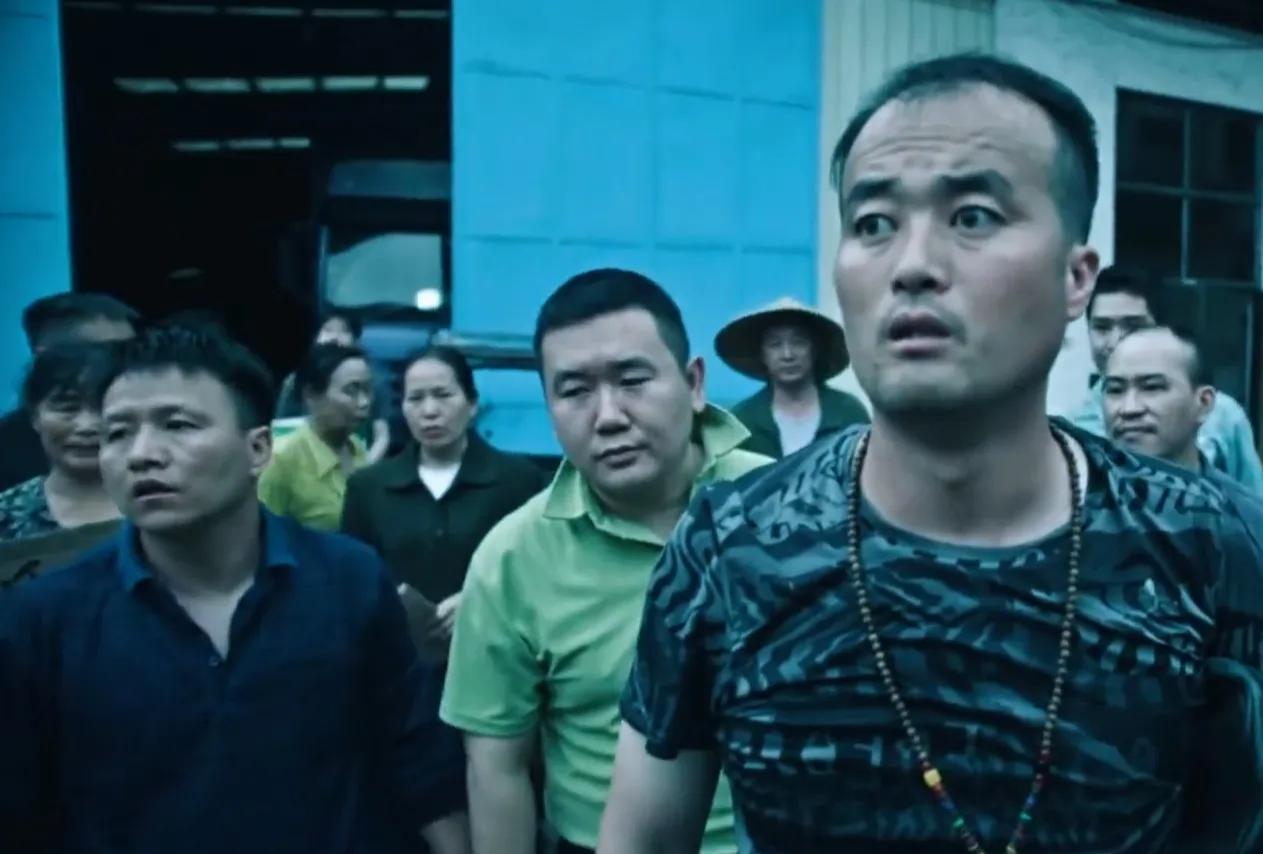 《扫毒风暴》:胡广平的殒命，不禁让我想起了经典美剧“绝命毒师”里的一幕，千万不要