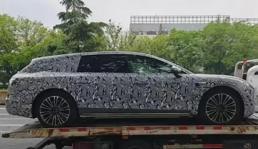 又来了！就说华为没那么“好心”刚发布尊界S800没多久，以为会给友商一些喘息