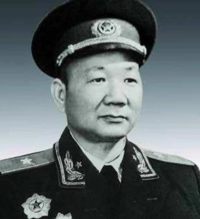 抗战时期，八路军第10军分区在转移途中，无论走到哪，日军总是很快跟到哪，这让司令