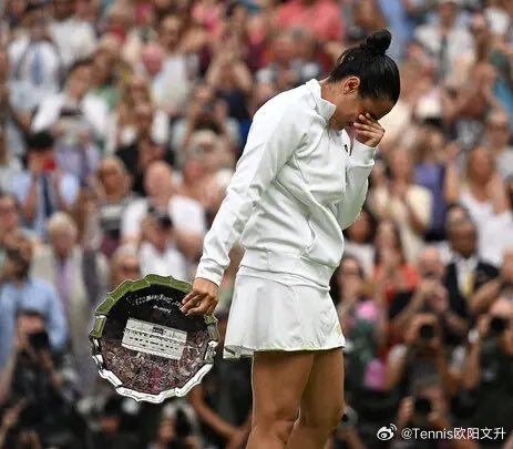 🔛【盘一盘】近几年不止一个大满贯亚军的0满贯女将🇹🇳贾贝乌尔3亚202